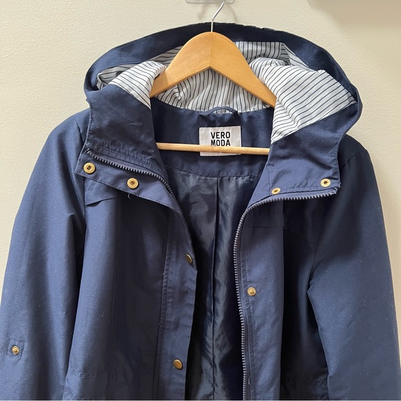 Veromoda Jacket - Picture 2 of 5